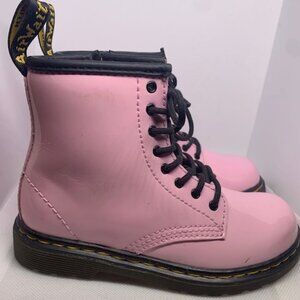 Dr. Martens 1460 - Girls Lace Up Boot in Pale Pink Patent